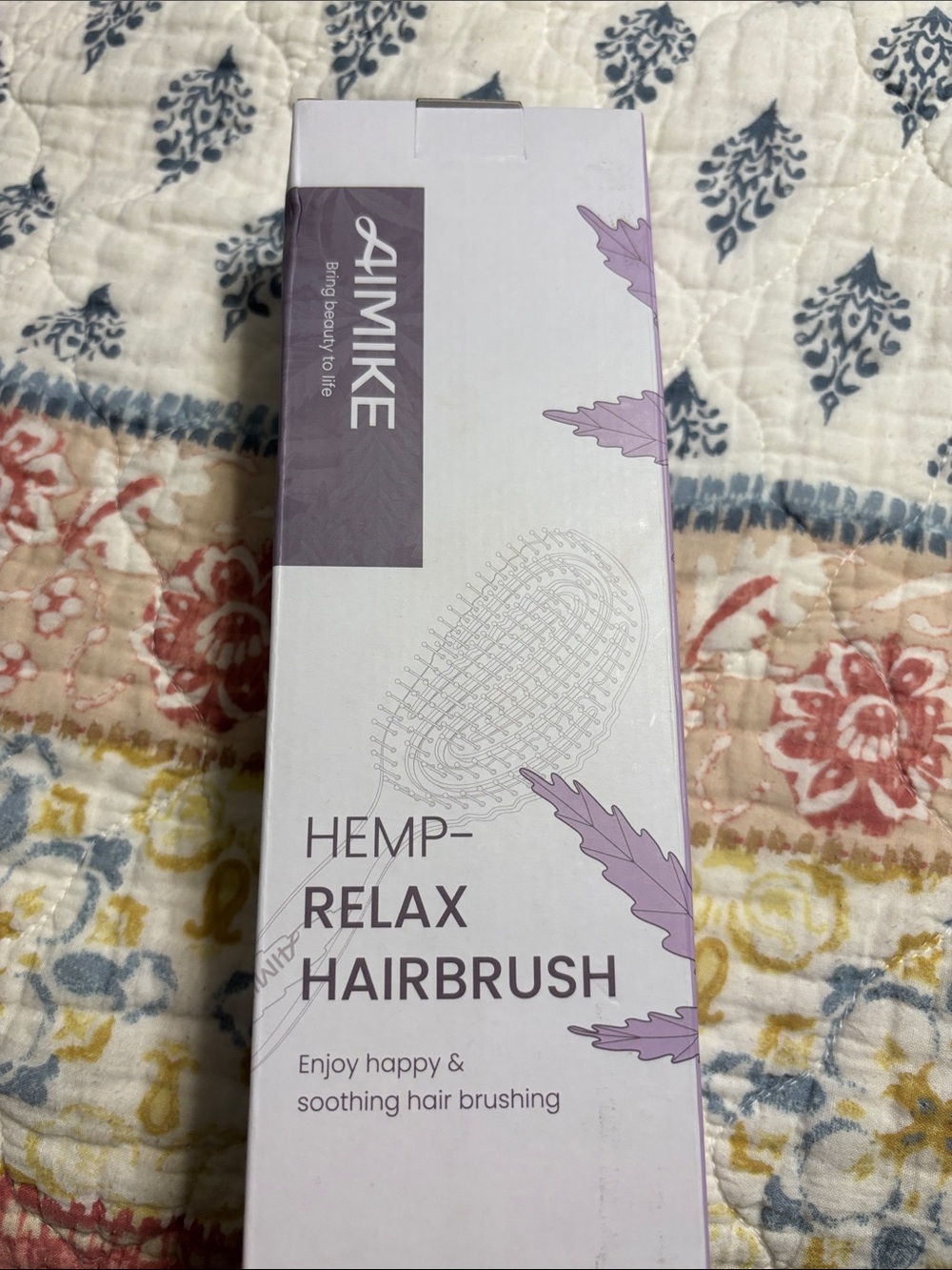 AIMIKE Hemp-Relax Hairbrush - White & Lavender Accents